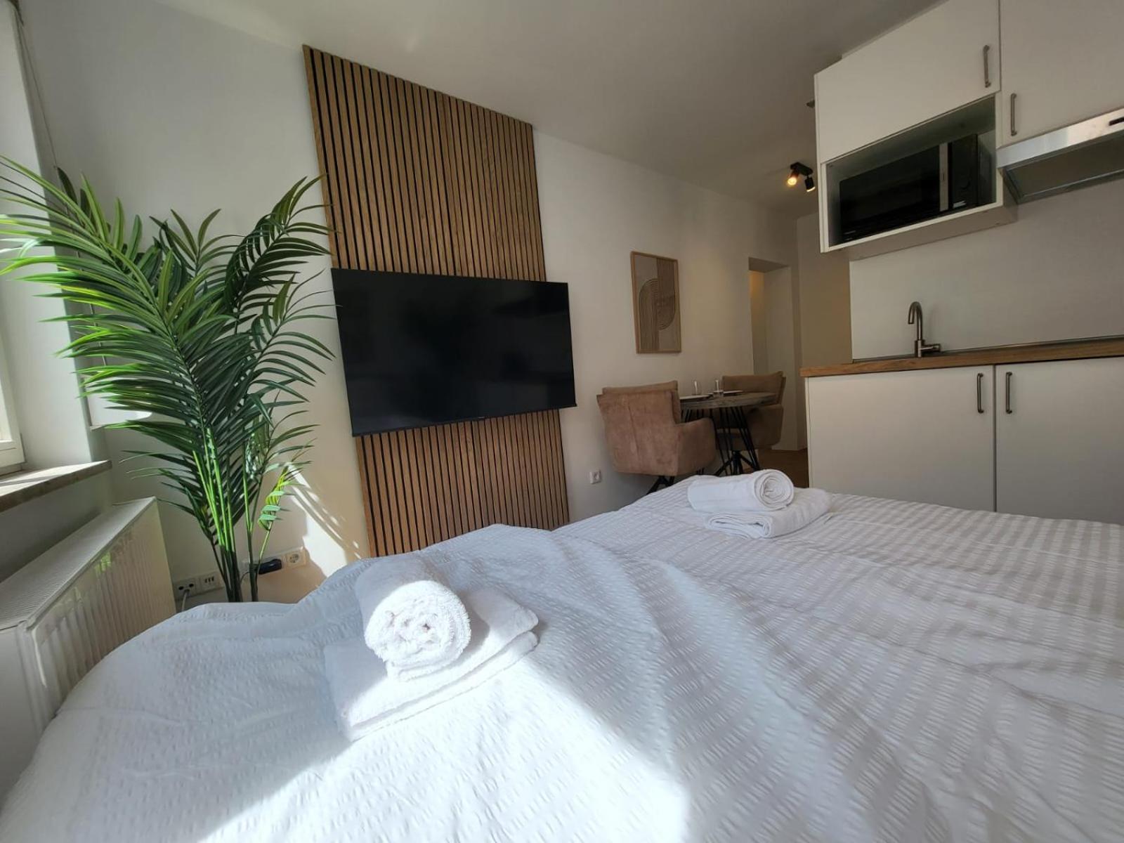 Sioux Stilvolle Designapartments Im Zentrum Augsburg Ngoại thất bức ảnh